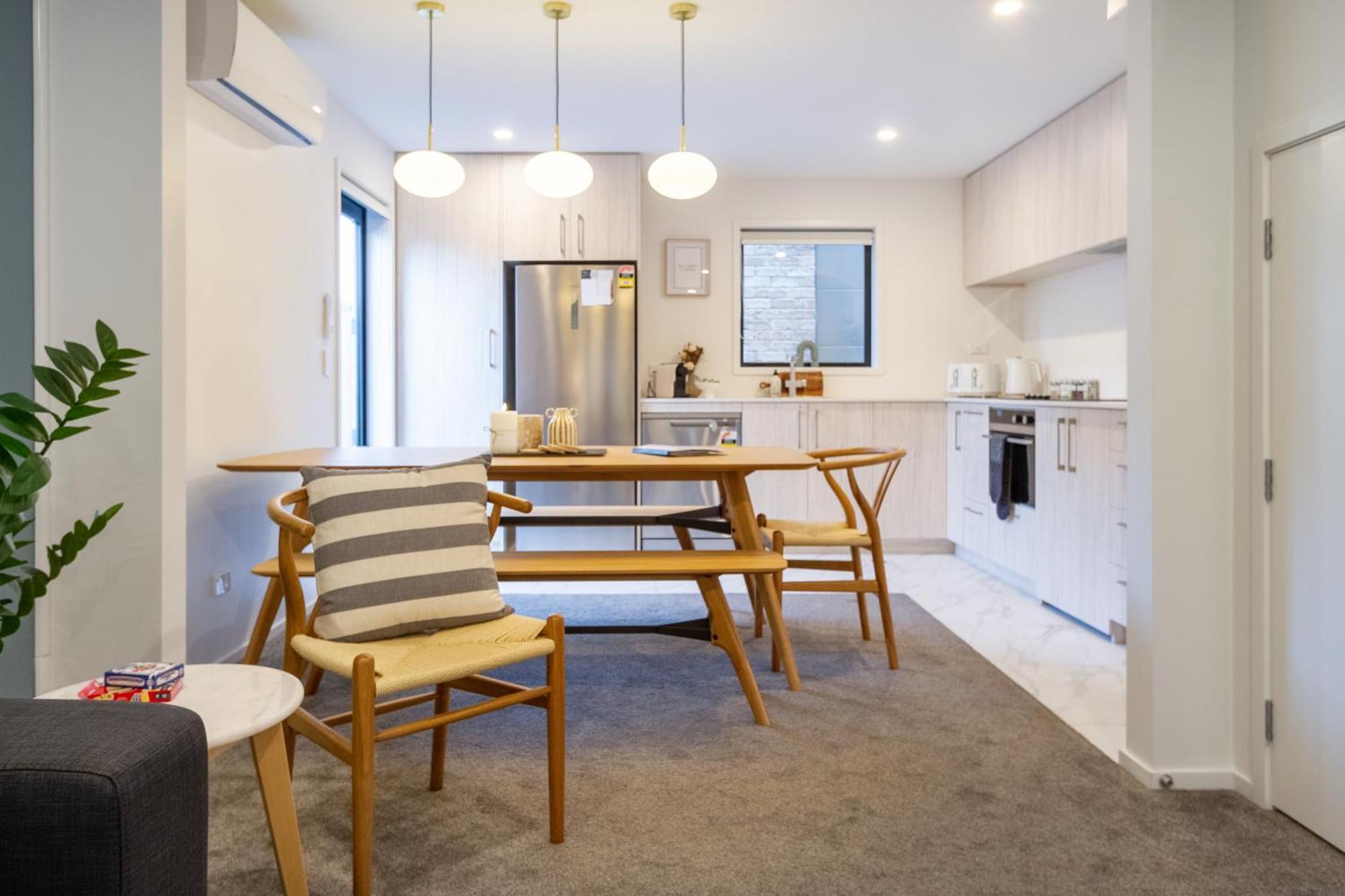 Stylish Central City Townhouse Next To Little High كريستتشيرش المظهر الخارجي الصورة