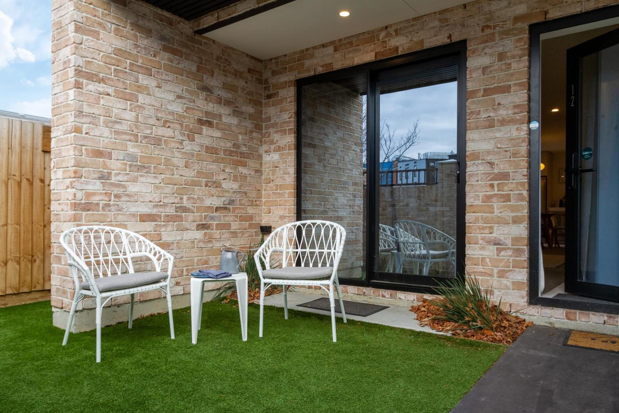Stylish Central City Townhouse Next To Little High كريستتشيرش المظهر الخارجي الصورة