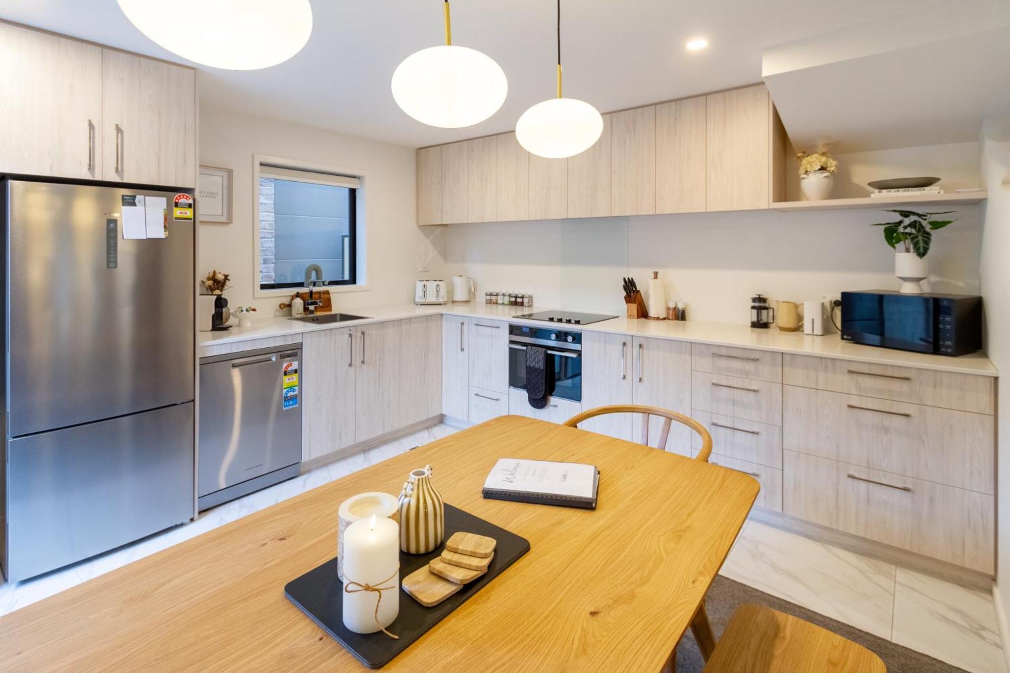 Stylish Central City Townhouse Next To Little High كريستتشيرش المظهر الخارجي الصورة