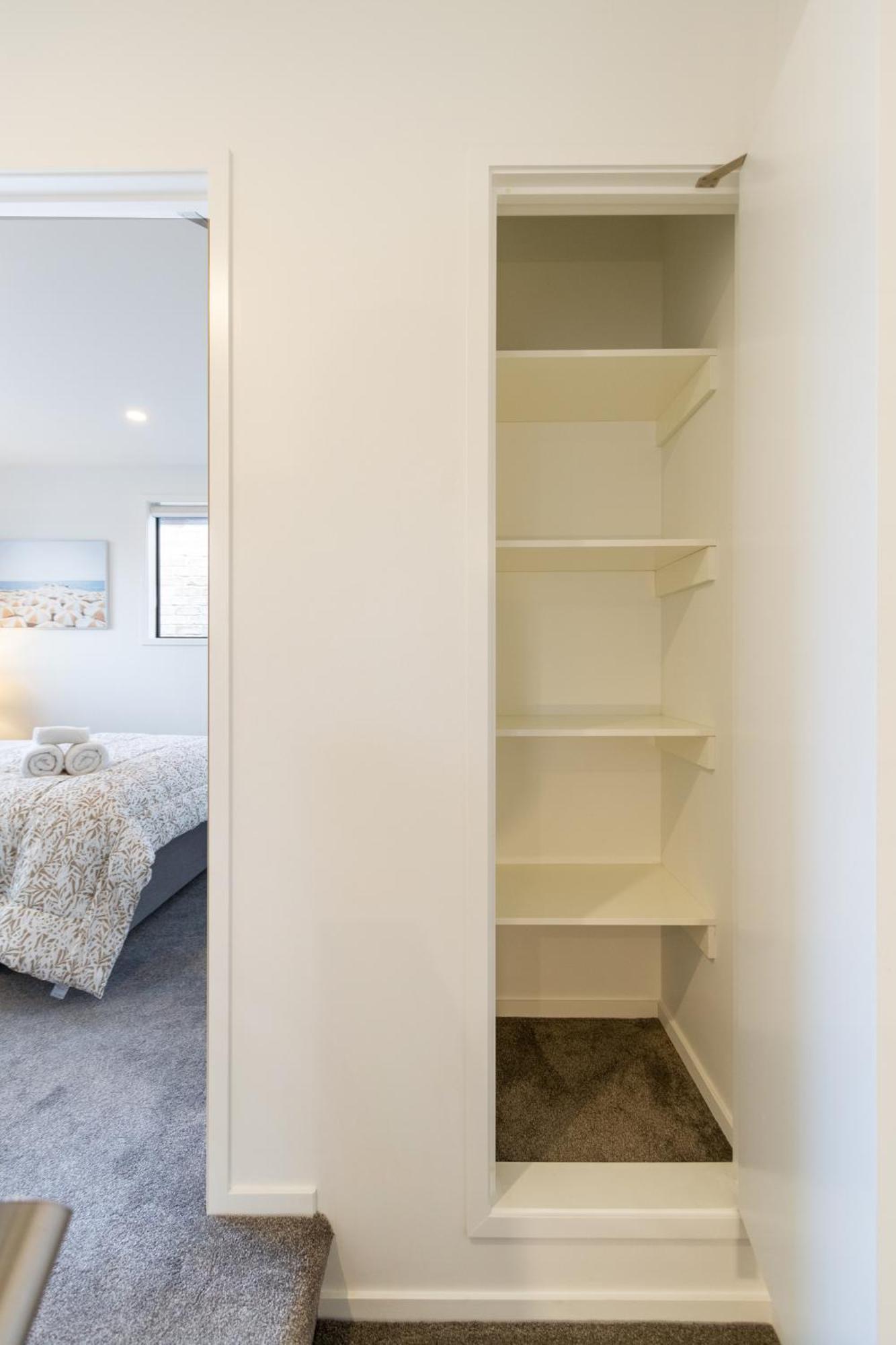 Stylish Central City Townhouse Next To Little High كريستتشيرش المظهر الخارجي الصورة